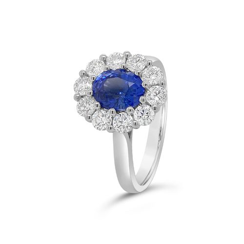 Sapphire-diamond-oval-cluster-white-gold-angle