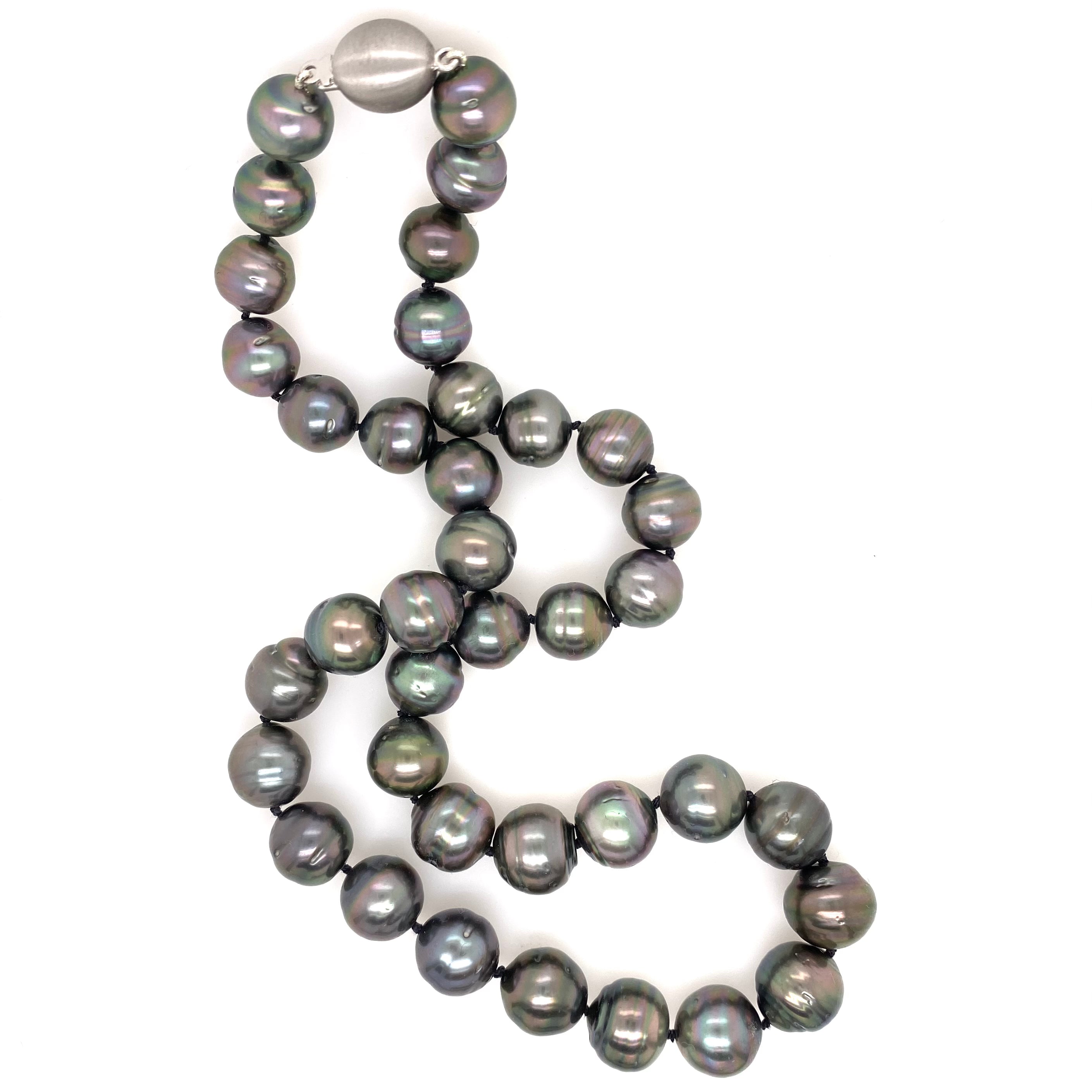 Tahitian pearl necklace SOLD