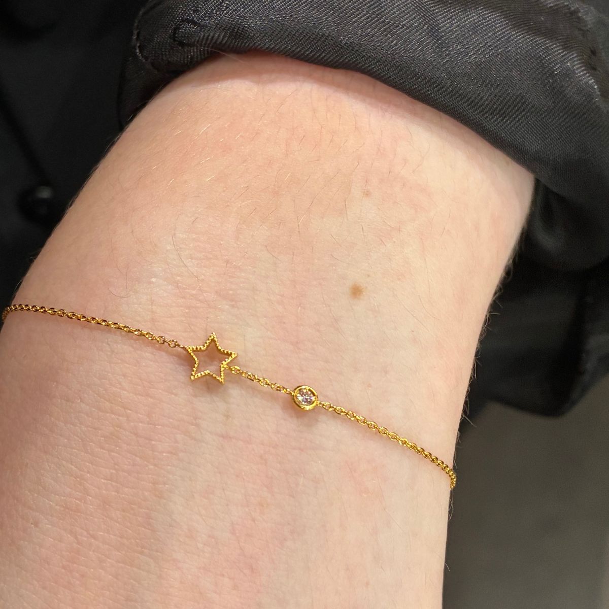 18ct star and diamond fine bracelet