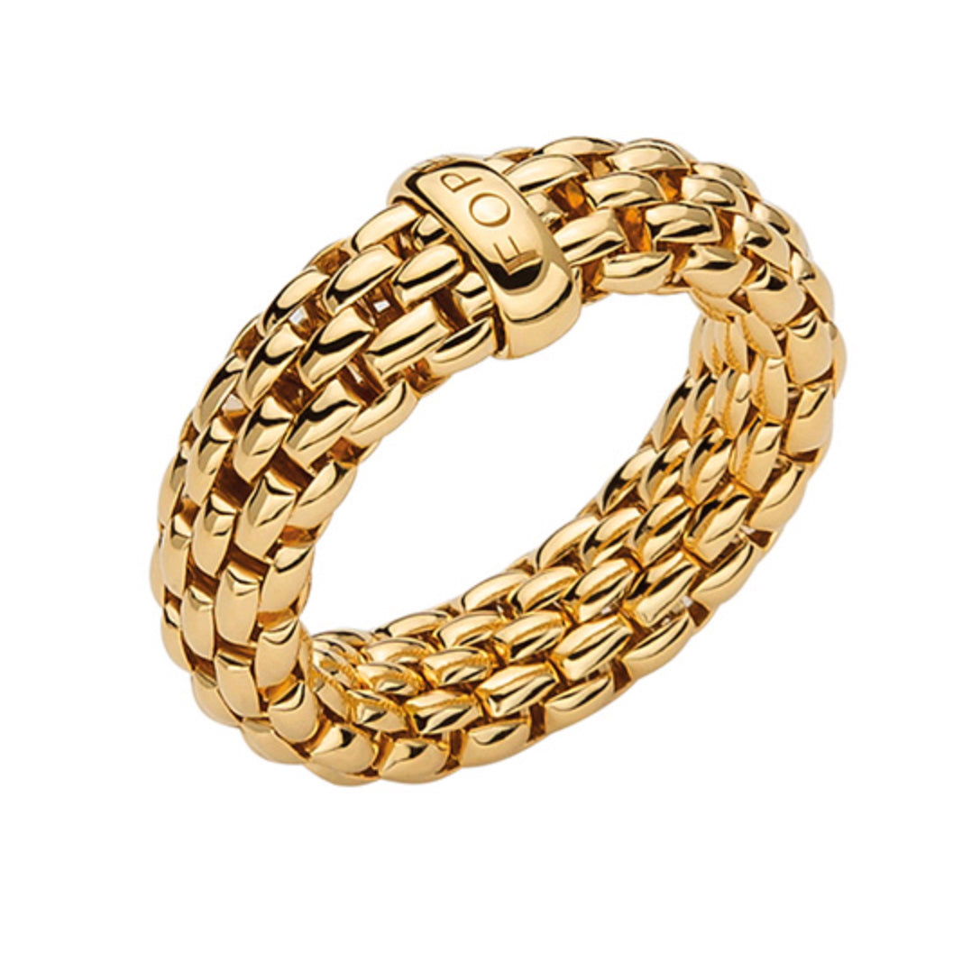 Fope 18ct yellow gold essentials collection ring medium width flex'it expandable italian