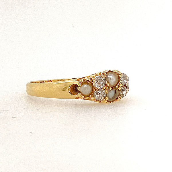 18ct yellow gold vintage pearl ring