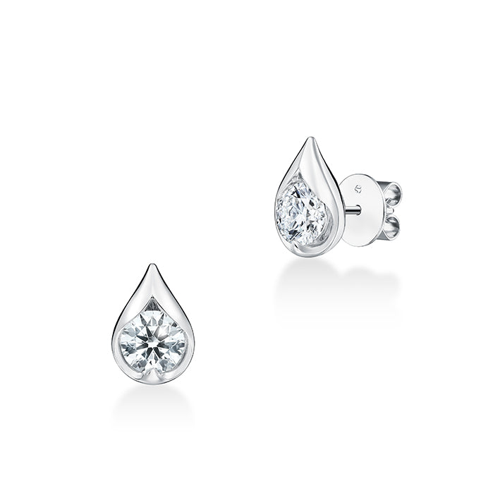 LU Diamond Droplet Stud Earrings