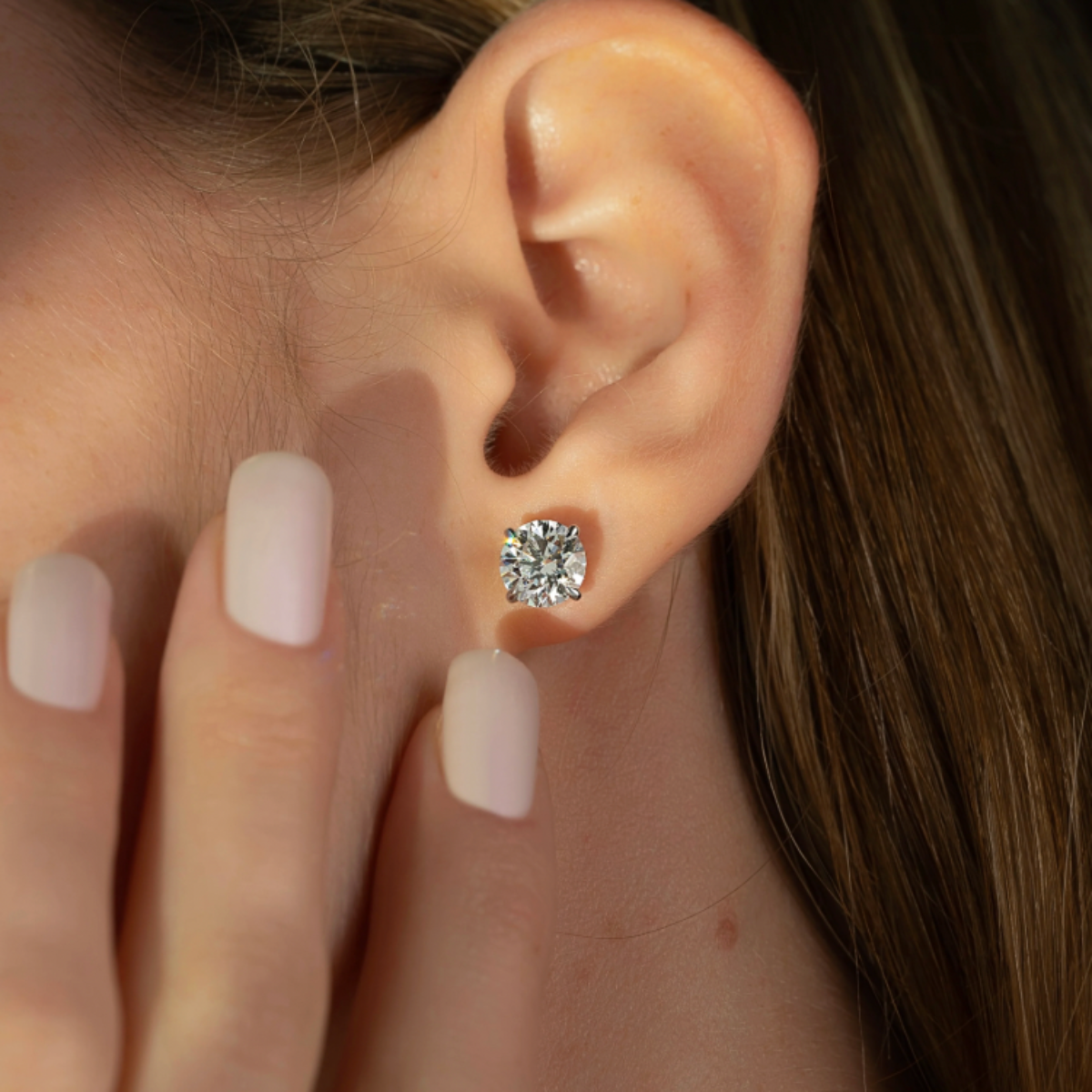 Round Brilliant diamond stud earrings = 3.00ct