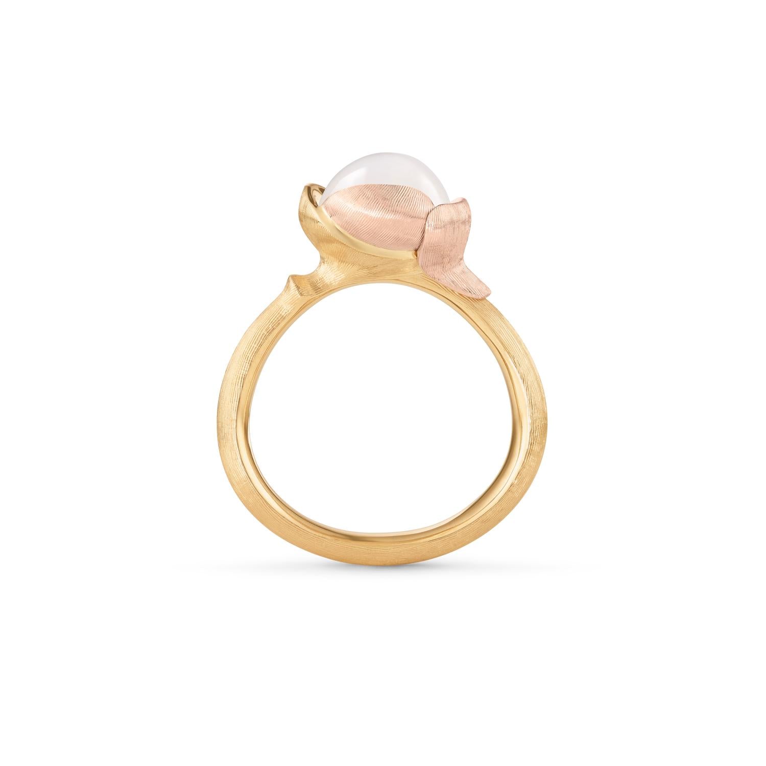 Ole Lynggaard Lotus Ring White Moonstone Size 1