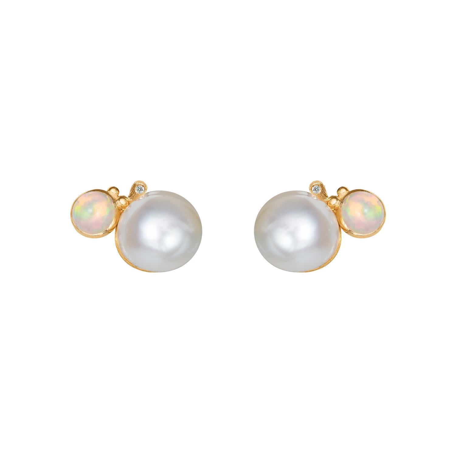 Ole Lynggaard BoHo Pearl earrings with white opal