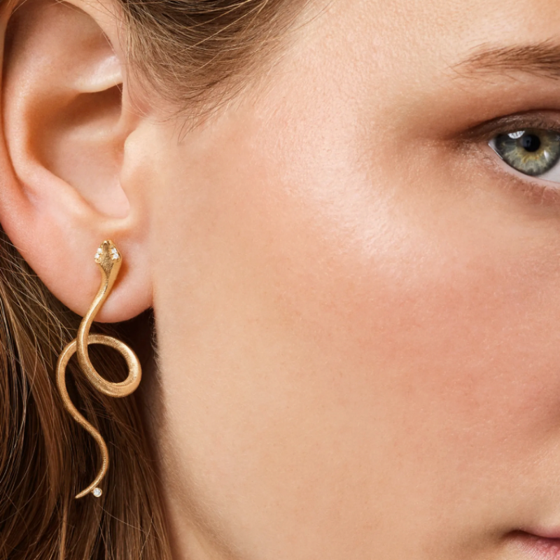 Ole Lynggaard Snake earring Single 18k gold and diamonds
