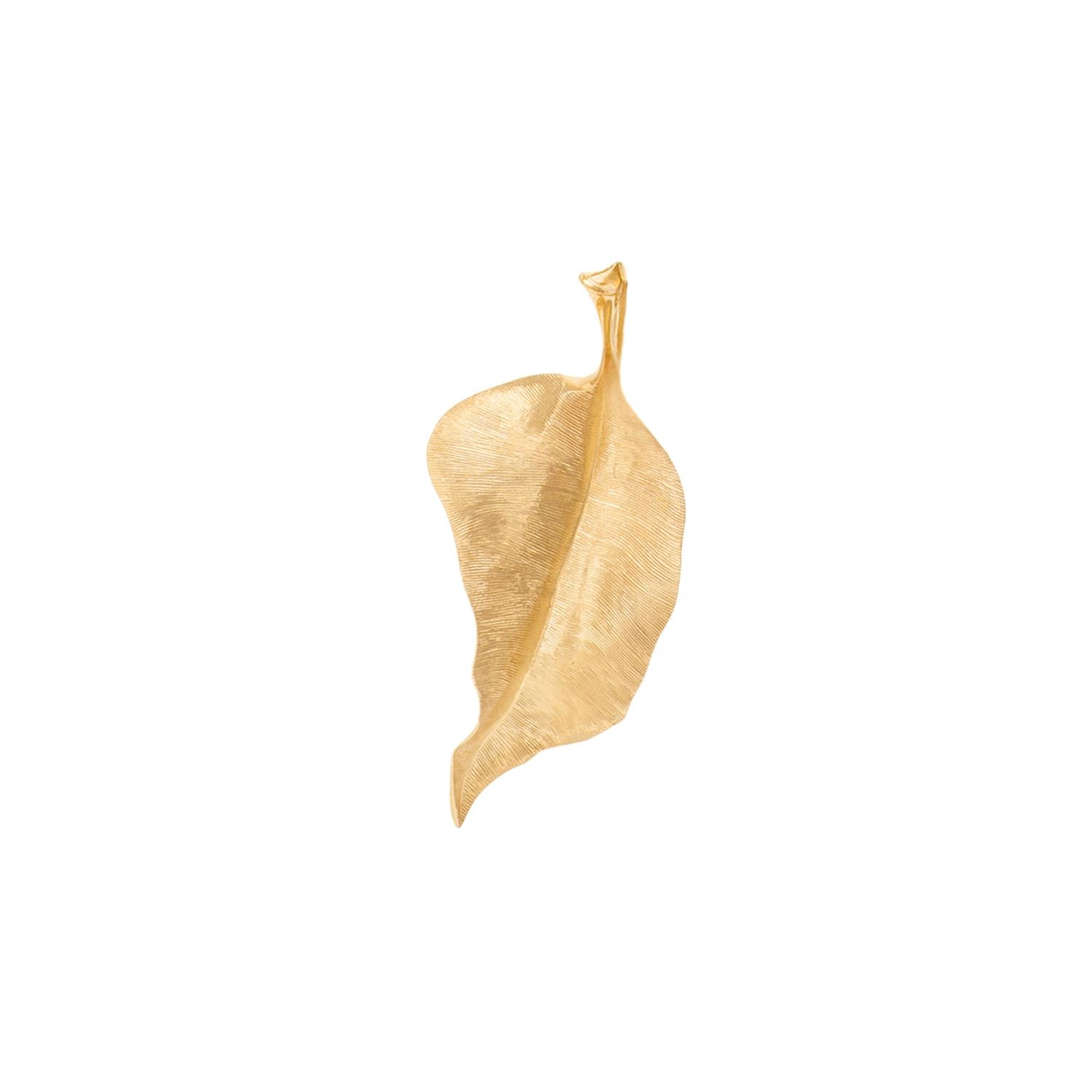Ole Lynggaard large round leaf pendant in yellow gold