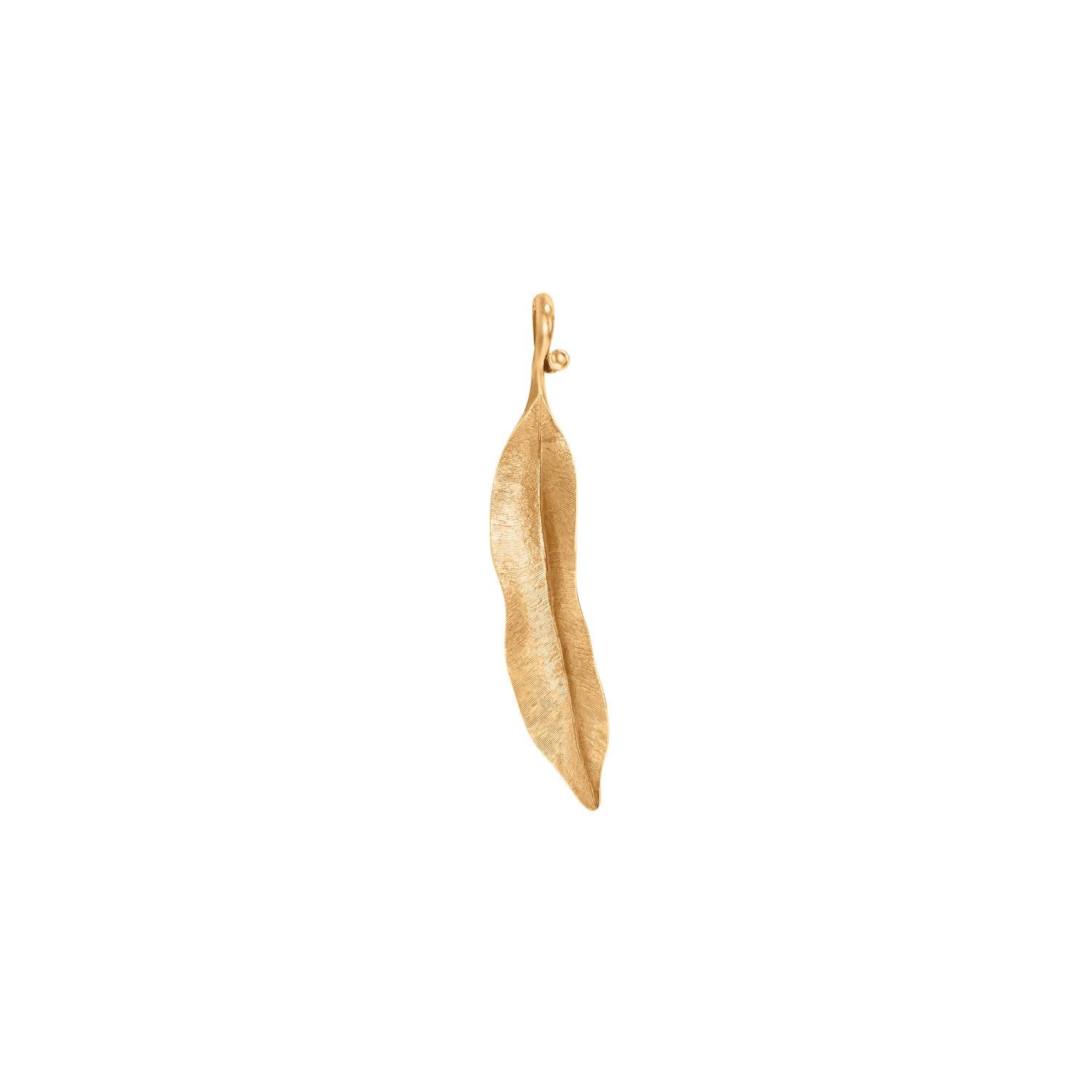 Ole Lynggaard leaves pendant small in yellow gold