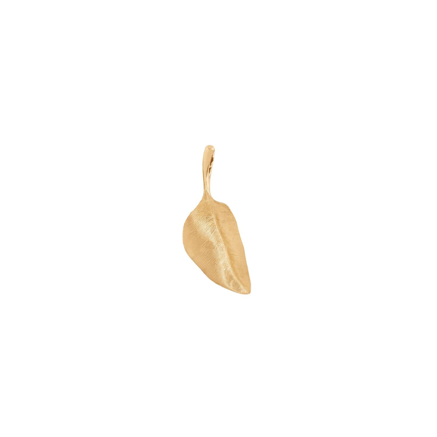 Ole Lynggaard Small Round leaves pendant yellow gold
