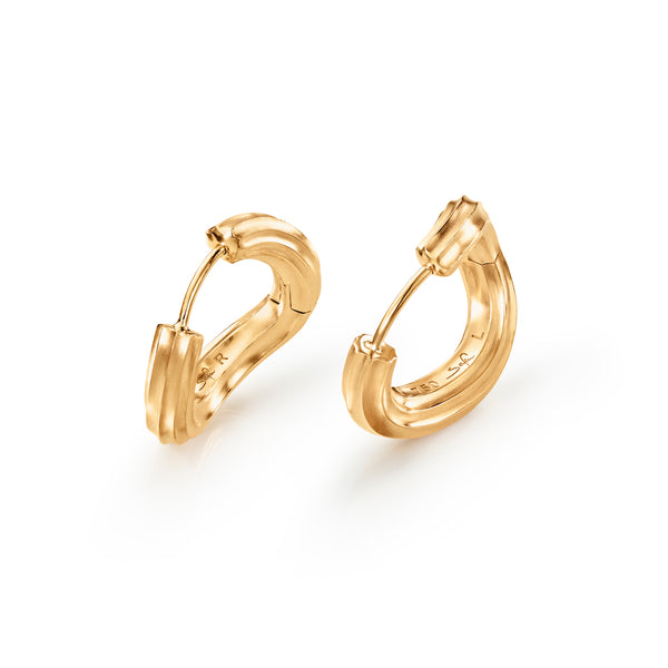 Yellow gold creol earrings by sophia lynggaard 