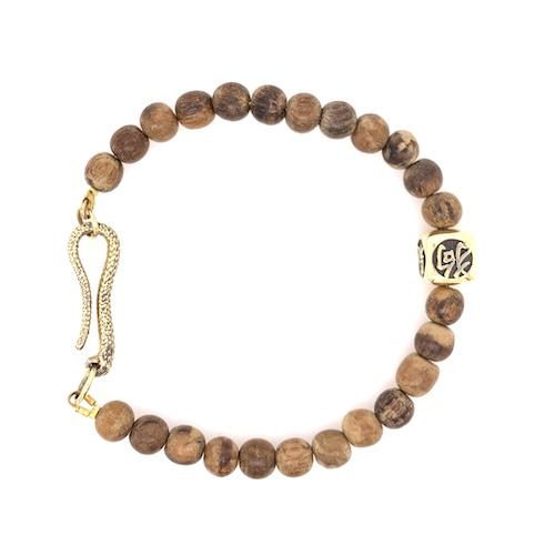 1Integrity.bracelet.agar.wood.gold.mandarin.3.500_1024x1024