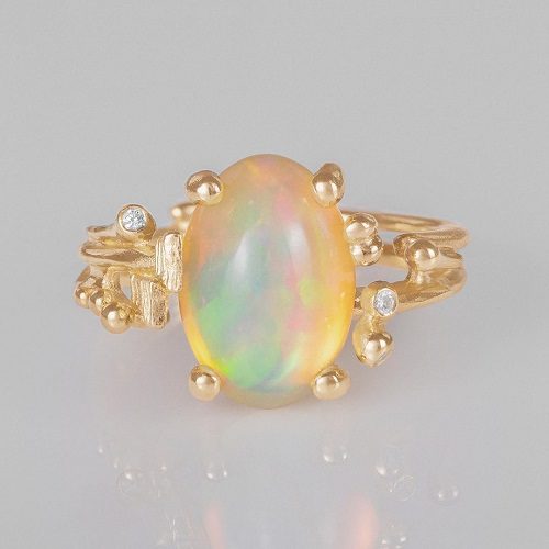 Boho Ring in gold with opal and diamonds
