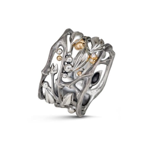 Ole Lynggaard Forest Ring in sterling silver with yellow gold petals